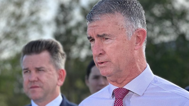 Sidelined sports minister off the bench after federal police referral