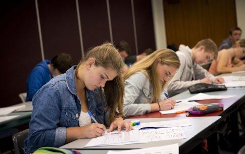 Students need resilience more than anything these days, according to education experts. 