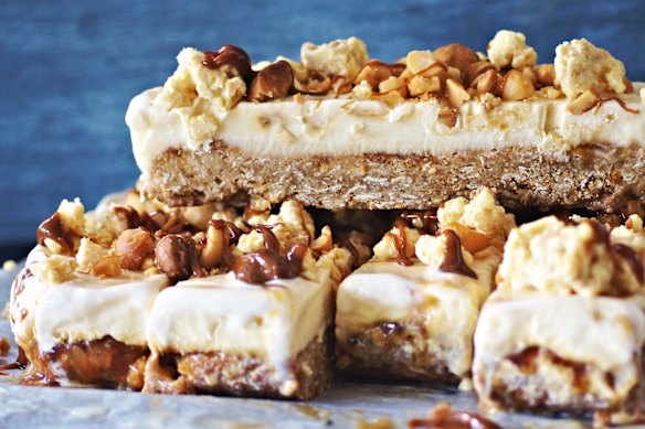 Anzac biscuit base with malted ice-cream, macadamia cookie crumb crunch and dulce de leche caramel.