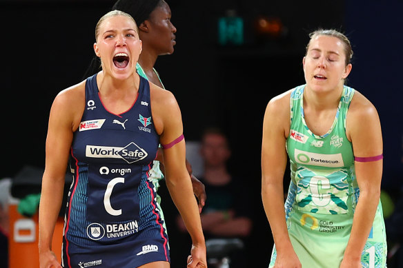 Kate Moloney celebrates the Vixens victory over the West Coast Fever.