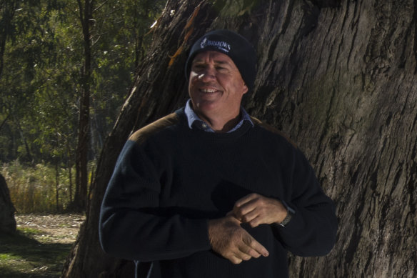 Chris Brooks, a former grains trader and chairman of the Southern Riverina Irrigators, plans to take on sitting Liberal-National Party members in the Murray region over water.