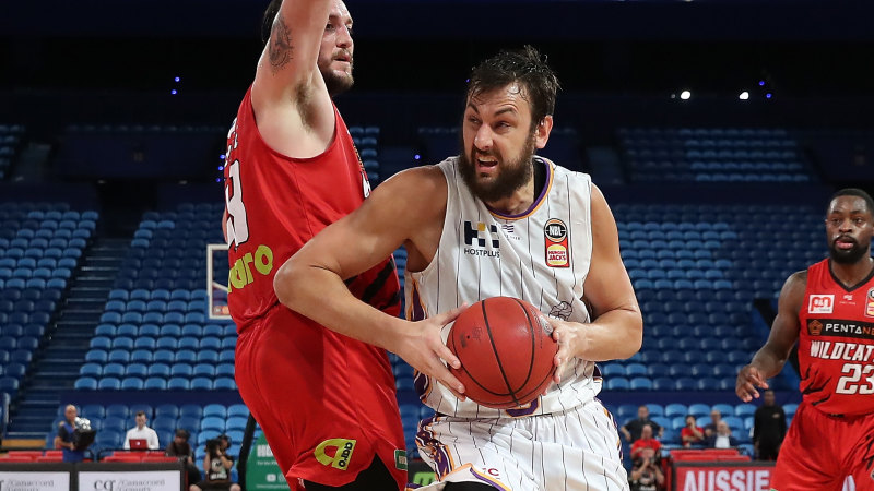 Nbl Grand Final Series Andrew Bogut Stars As Sydney Kings Beat