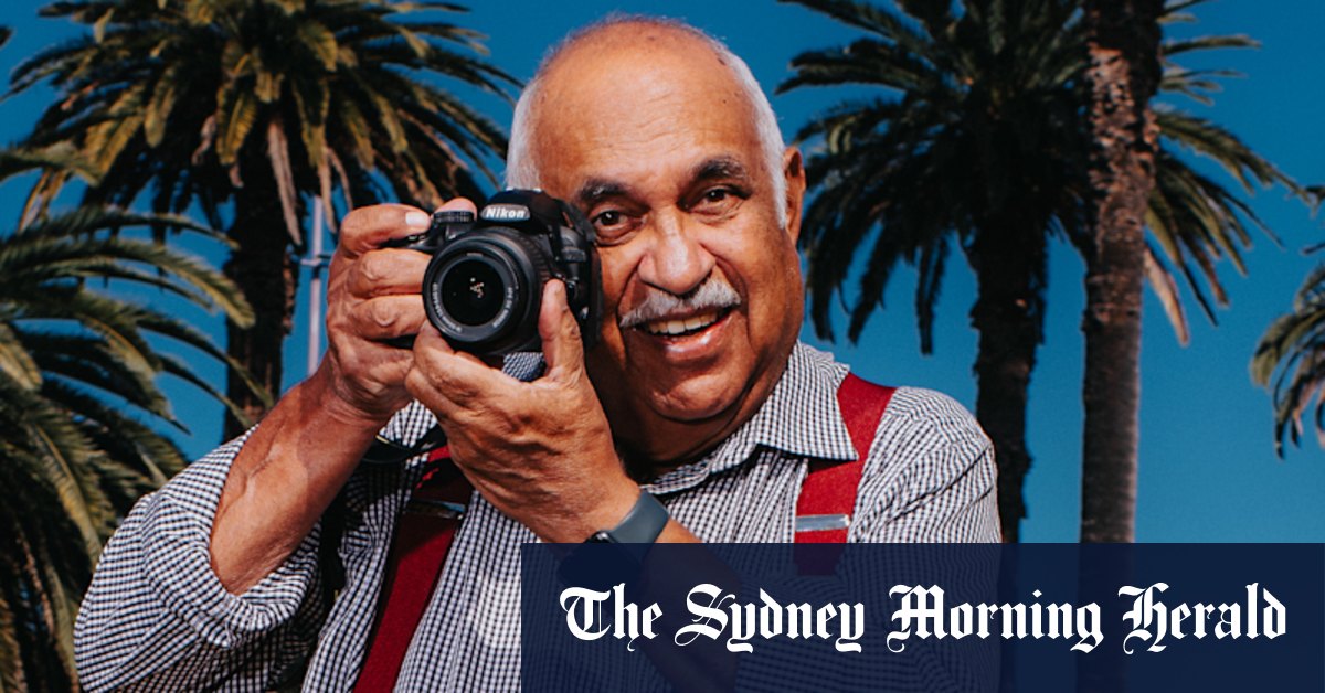He photographed Whitlam and Lingiari. Now he wants to play golf with Trump