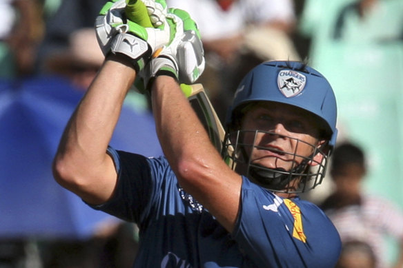 Adam Gilchrist batting for the Deccan Chargers during the IPL in 2009.