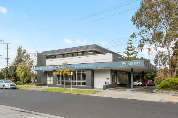 Kingston Funerals home in Cheltenham sold to a Melbourne investor for $3.83 million.