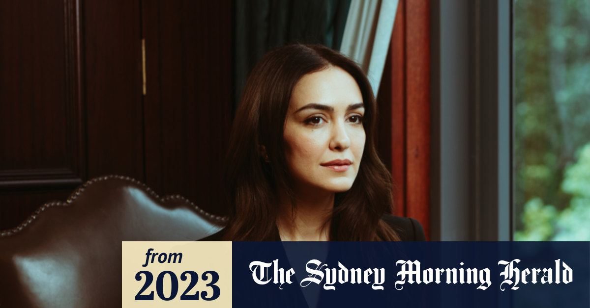 Sydney Peace Prize: Homeland actor Nazanin Boniadi makes plea to the West