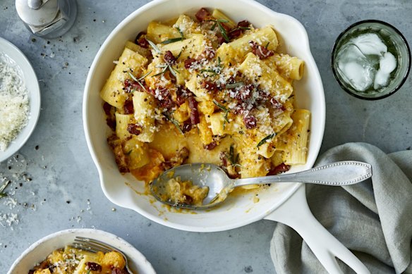 Rigatoni with pumpkin cream, rosemary and bacon.