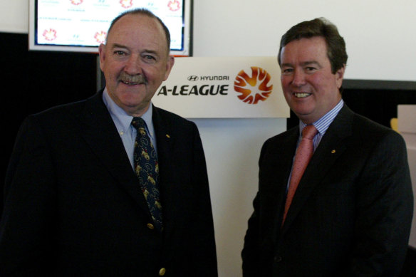 Ian Kiernan (left), chair of what was then known as the Gosford Spirit Sports and Leisure Group, with Australian Soccer Association chief John O’Neill at the A-League club unveiling in 2004.
