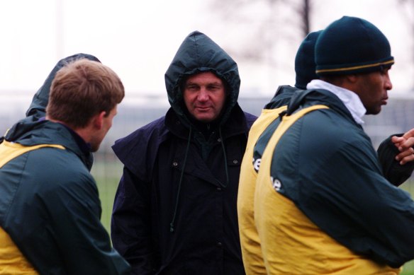 Rod MacQueen talking with Tom Bowman  (left) during the 1999 World Cup.