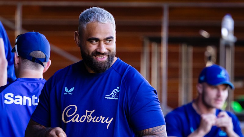 Lukhan Salakaia-Loto returns to Wallabies after Joe Schmidt omission