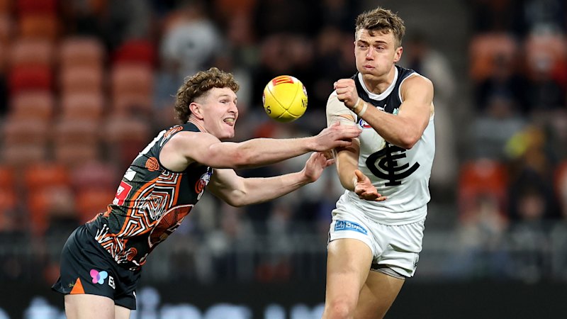 AFL 2025 LIVE updates: Blues, Giants fight to stay in touch with top eight