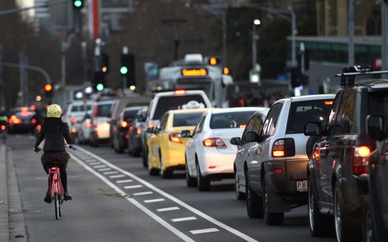 Driving into the CBD would be made cheaper and easier under a plan being put to the City of Melbourne this week.