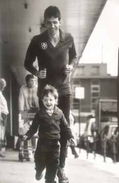 Robbie Flower and his son, Brad, in 1985.