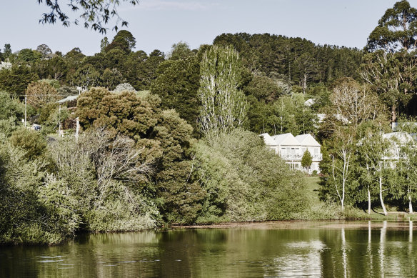 Lake House has set the standard for destination dining over the last 40 years.