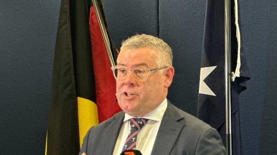 Federal Agriculture Minister Murray announcing the ban in Perth today.