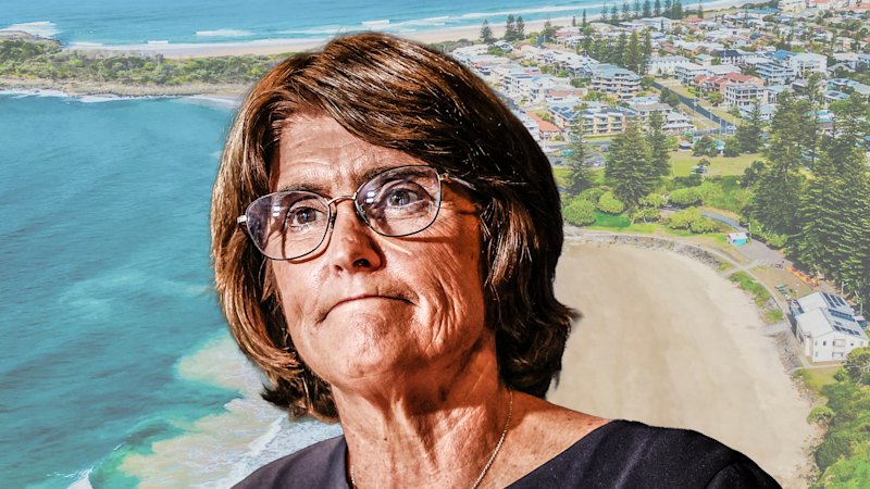 RBA governor spent $2m on coastal home – on same day as rate rise