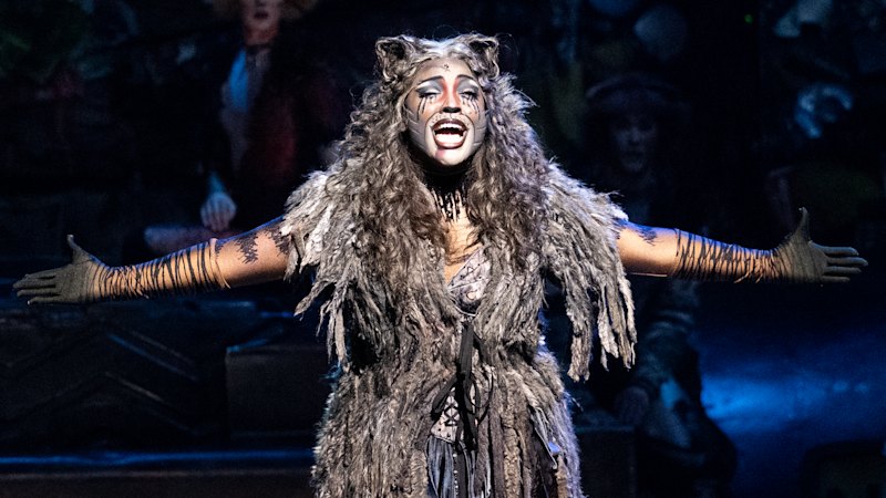 Cats has yet another life, in spectacular 40th anniversary production