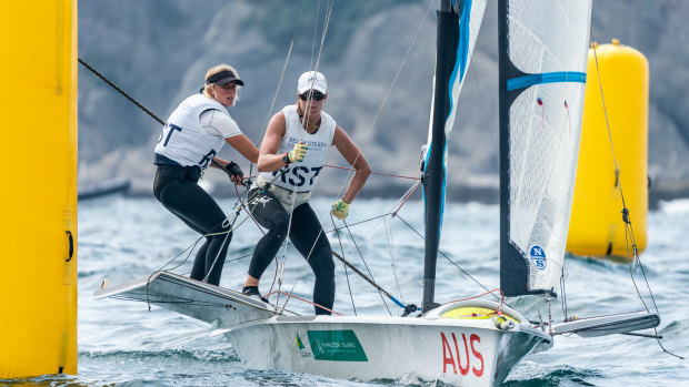 Tess Lloyd and Jaime Ryan compete in the Tokyo Test Event.