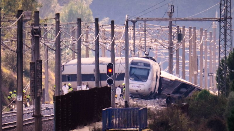 How gap in track could have caused horror Spanish train crash