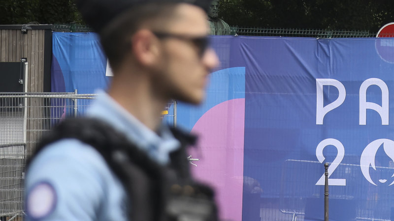 French police arrest alleged Russian spy over plot to ‘destabilise Olympics’