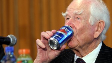 Former PepsiCo boss Donald Kendall famously served Pepsi to Soviet leader Nikita Khruschev when a US official recruited him to participate in the 1959 American National Exhibition in Moscow.