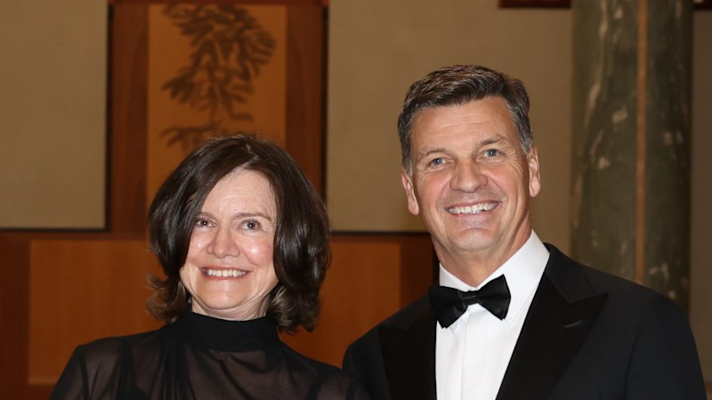 PM lauds Hastie, taunts Taylor and claims victory on the budget