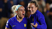 Ellie Carpenter and Wieke Kaptein.