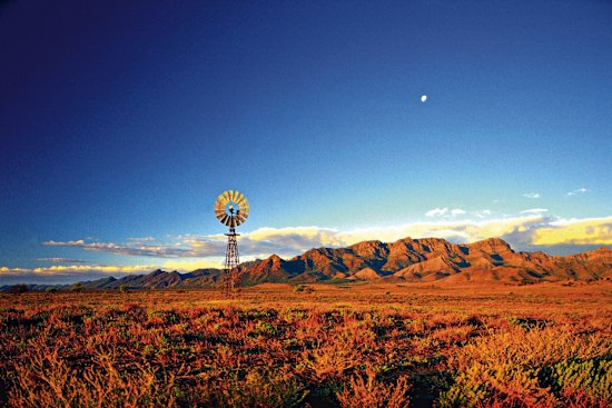 Windmill Off Leigh Creek Road, Between Leigh Creek & Hawker, Flinders Ranges, South Australia
SMH TRAVEL Pic supplied by South Australain Tourism Commission
MUST CREDIT PHOTO AS SOUTH AUSTRALIAN TOURISM COMMISSION ***FDCTRANSFER***