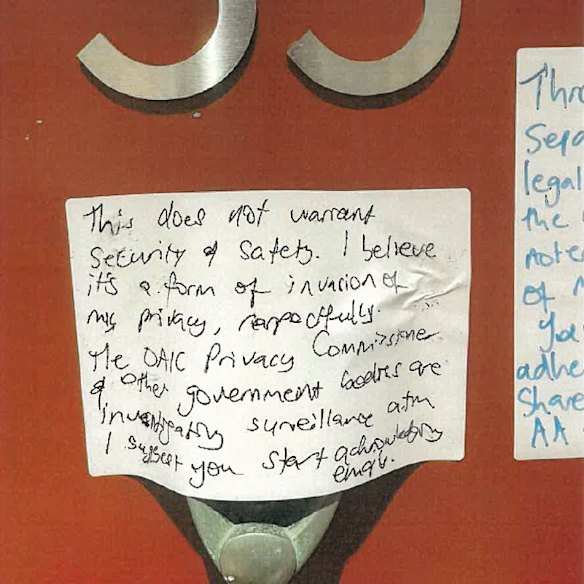 A note left on a neighbour’s door. 