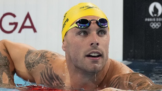 Chinese swimmer won gold in world record time, then accused Chalmers of poolside snub