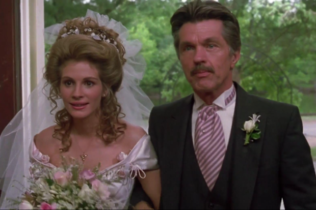 Julia Roberts and Tom Skerritt in Steel Magnolias