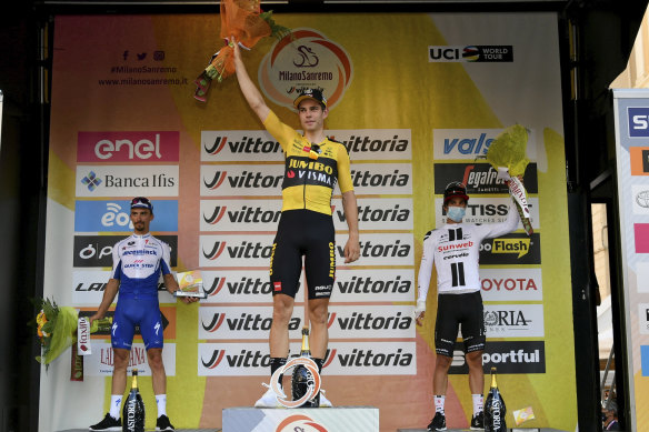 Michael Matthews, right, mangled his hand in a late crash at Milan-San Remo but still finished third. 