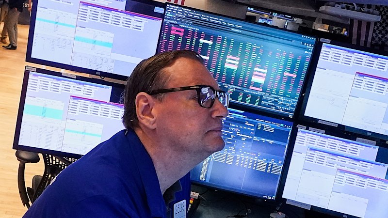 Sharemarket steady but rally sparks sell signal worry
