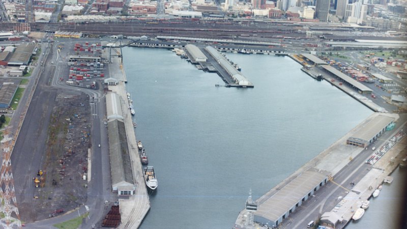 A uni, casino and low-rise housing: The Docklands that might have been