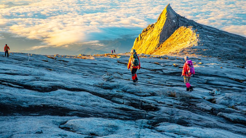 Air travel quiz asks readers about the largest island in Asia