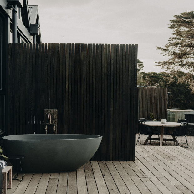 An hour out of Melbourne, this property was once an artisan’s home.