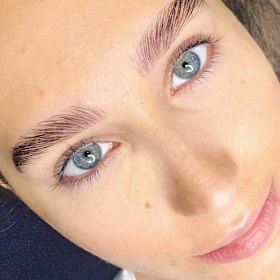 Expect a treatment like eyebrow lamination to take one hour. 