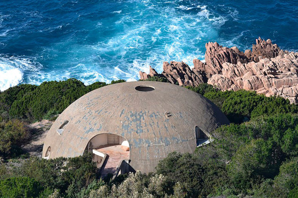 The Dome records the desolation of Michelangelo Antonioni’s home on the Sardinian coastline.