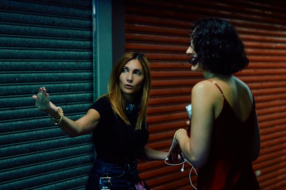 Director Audrey Diwan on the set of Emmanuelle with Noemie Merlant. 