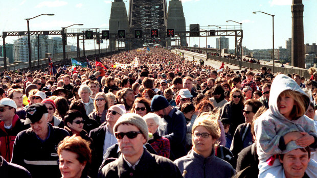 The march for reconciliation across the Sydney Harbour Bridge, Corroboree 2000, 28 May 2000.