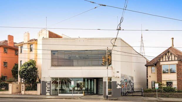 24 The Esplanade, St Kilda