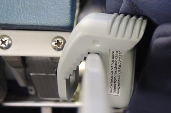 Many airlines banned the knee defender.