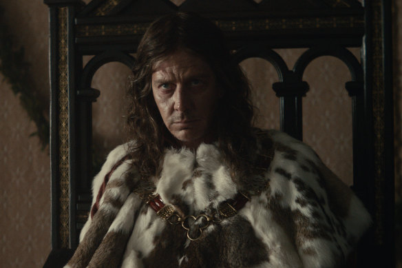 Fills the frame: Ben Mendelsohn as Henry IV in The King.