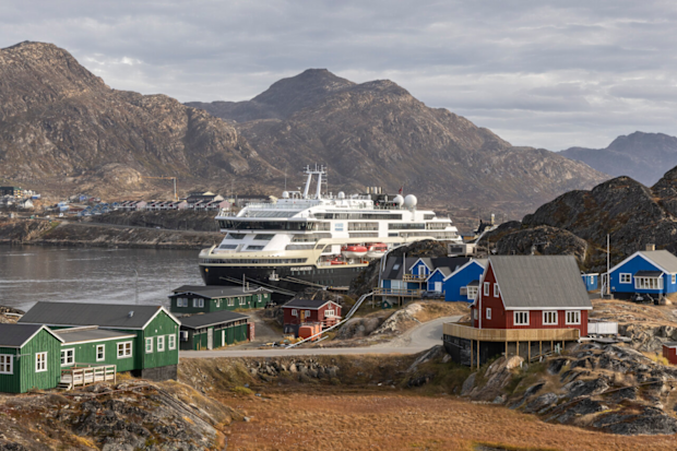 HX Expeditions unveils a new collection of immersive Greenland 