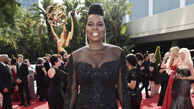 Leslie Jones had some strong words for Jessica Alba after ordering from her online store.