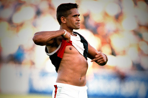 Nicky Winmar, a Noongar man, famously lifted his guernsey and pointed at his skin in a 1993 match against Collingwood.