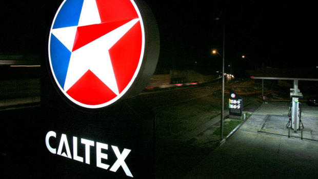 Caltex plans to buy back nearly 500 petrol stations.