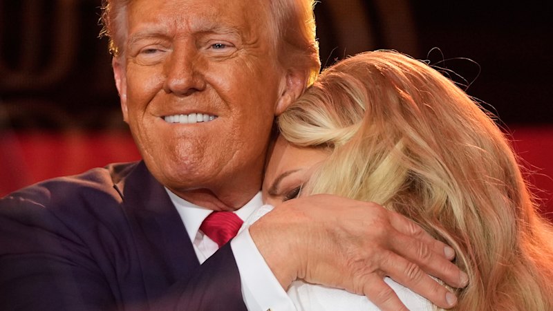 Charlie Kirk Memorial: Erika Kirk Brings Tens of Thousands of Peopl...