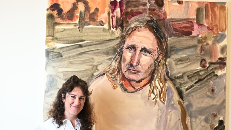 Archibald winner’s style perfectly matched to subject Tim Winton