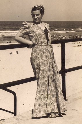 Lisl Ziegler at Bondi beach.